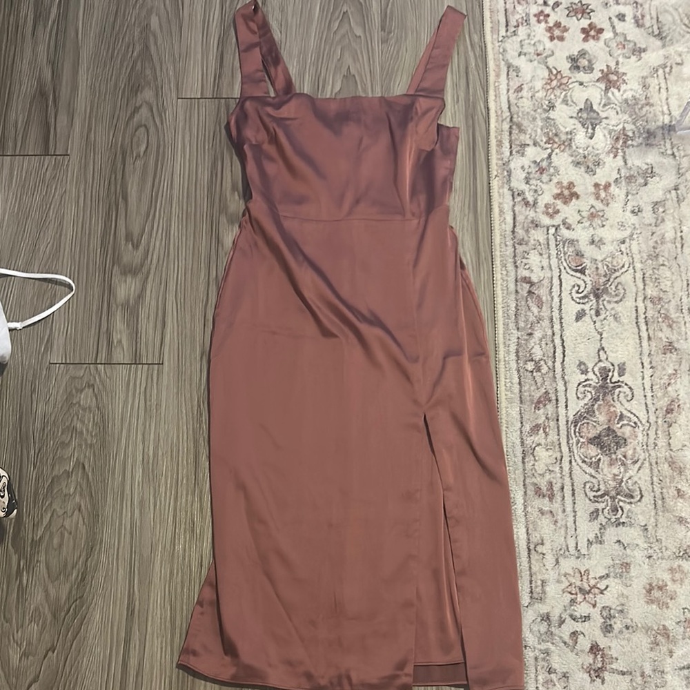 Aritzia Babaton 90s Slit Dress